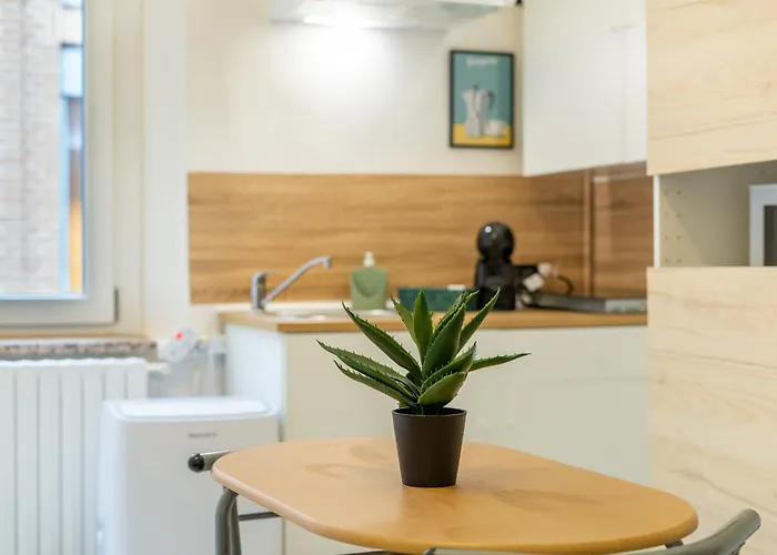 - A Pochi Passi Dal Centro Storico Appartement *