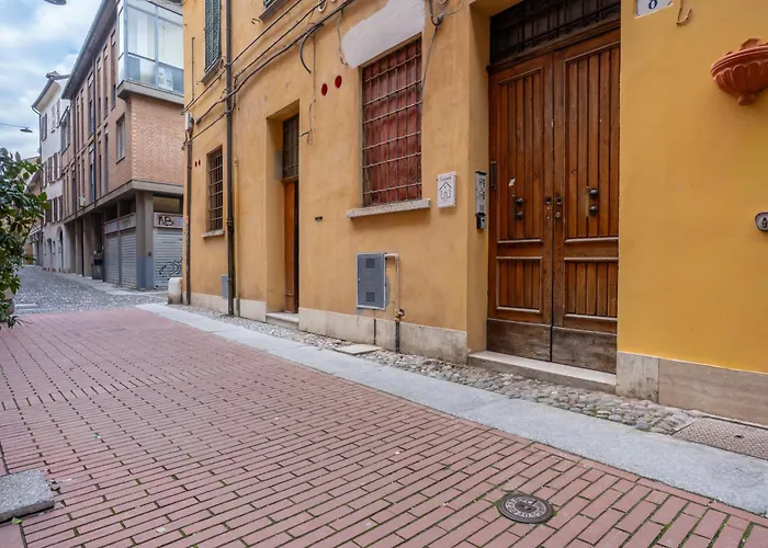 - A Pochi Passi Dal Centro Storico *